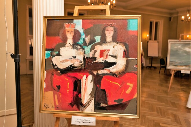 Visaugstāk tika nosolīta Džemmas Skulmes glezna – par 5200 eiro.