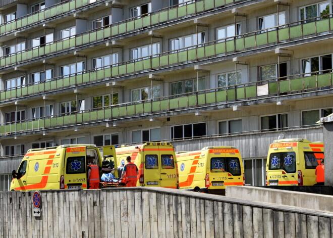 Īpašā akcijā mediķi protestēs pret esošo situāciju Neatliekamās medicīniskās palīdzības dienestā