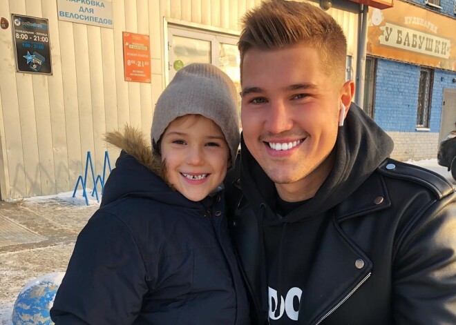 "Как смешно и тупо": экс-участник "Дома-2" Роман Гриценко снял первый в жизни вайн