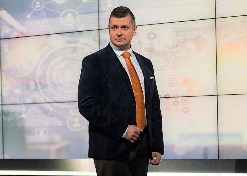 RīgaTV 24 ētera personībām pievienojas žurnālists Imants Frederiks Ozols