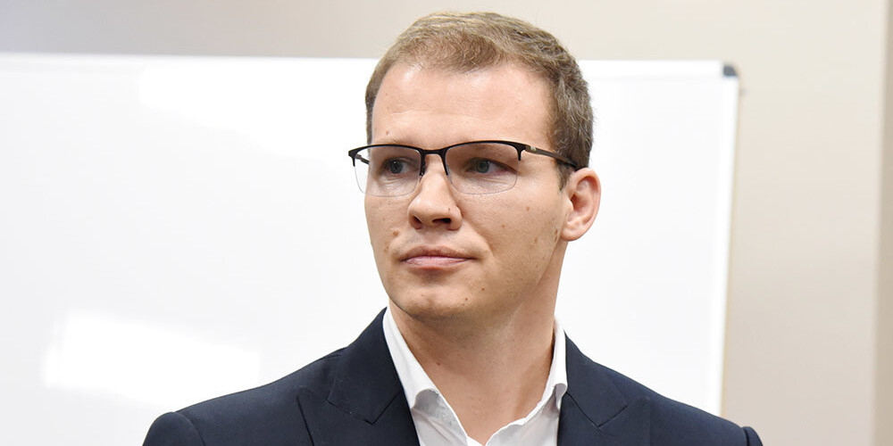 Sumināts! Politiķim Raivim Dzintaram šodien dzimšanas diena.