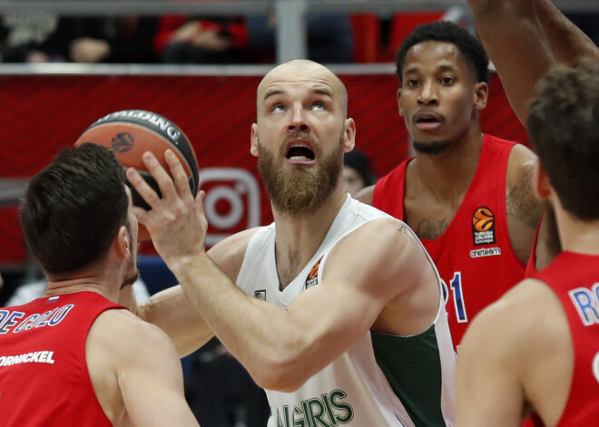 "Žalgiris" spēlētājiem Eirolīgas mačā pret CSKA mīklaini nozagtas četras sekundes no uzbrukuma laika