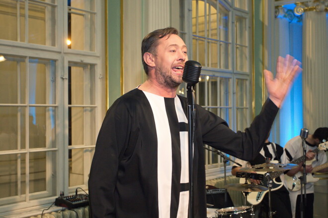 Ūdeni Kareļinam! Kostja izdziedājis sausu muti!