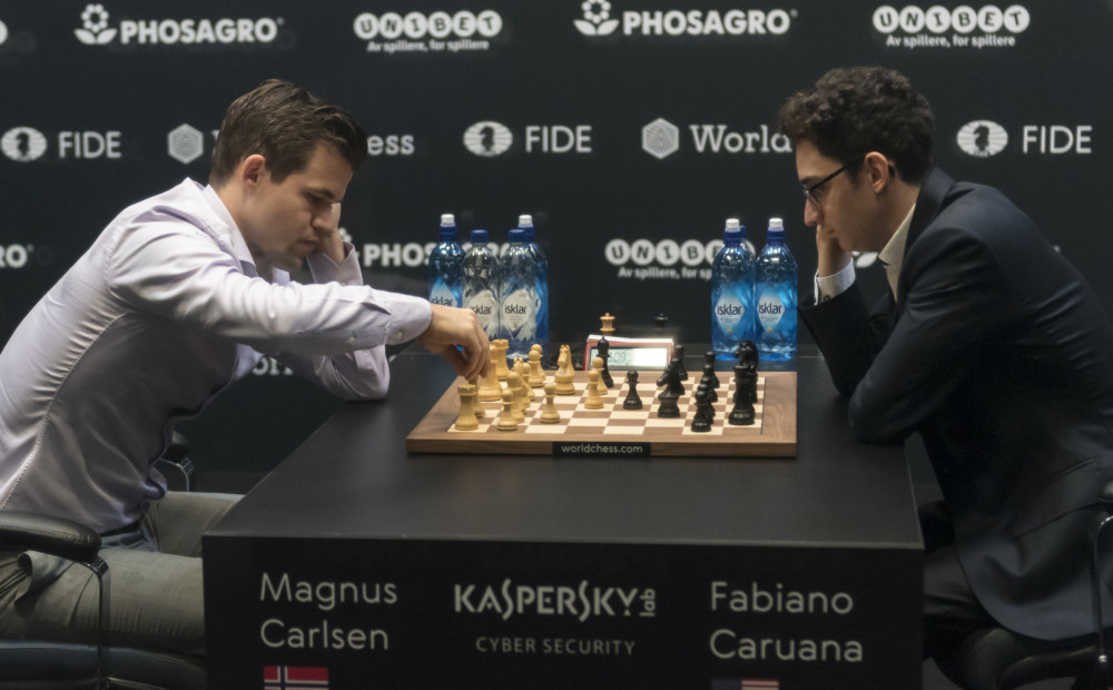 Norvēģis Kārlsens pēc 12 neizšķirtiem vien taibreikā saglabā pasaules čempiona titulu šahā