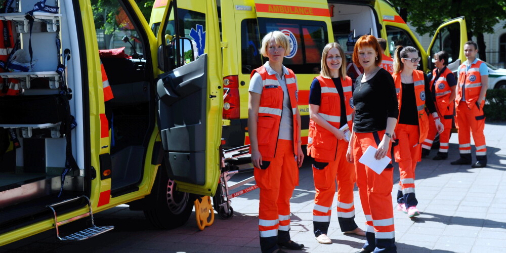 Starptautiskās bērnu aizsardzības dienas pasākumu ietvaros, norisinās izglītojošs pasākums visai ģimenei - drošības festivāls "Piedzīvojumu vasara 2015" Esplanādē.