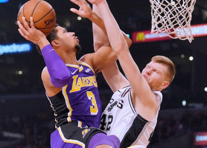 Bertānam deviņi punkti zaudējumā pret "Lakers"