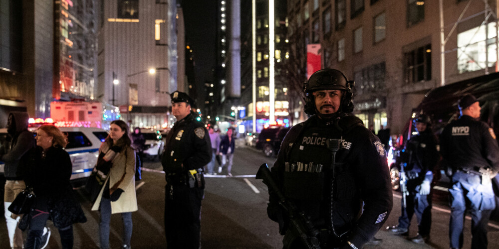 Spridzināšanas draudu dēļ evakuēts CNN Ņujorkas birojs