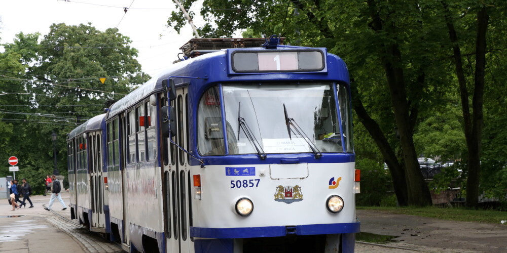 В ноябре число безбилетников в общественном транспорте Риги увеличилась на 9,1%