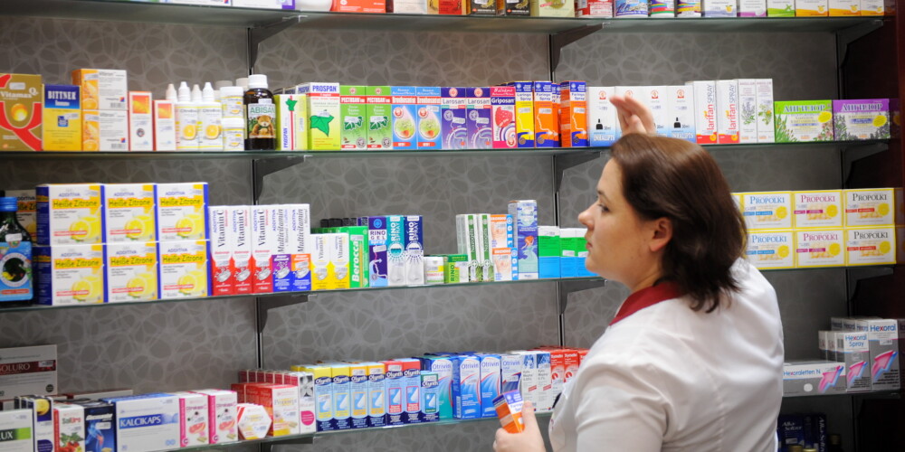 Aptieku īpašnieki norāda uz valsts kompensējamo medikamentu iegādes trūkumiem