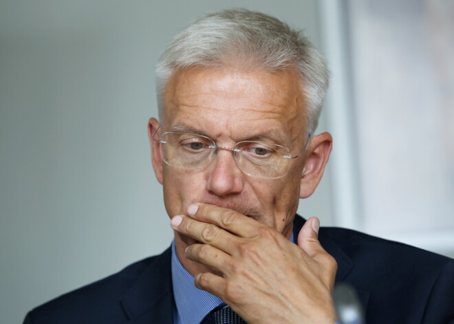 Neoficiālās sarunās kā iespējamo kompromisa kandidātu premjera amatam min Krišjāni Kariņu