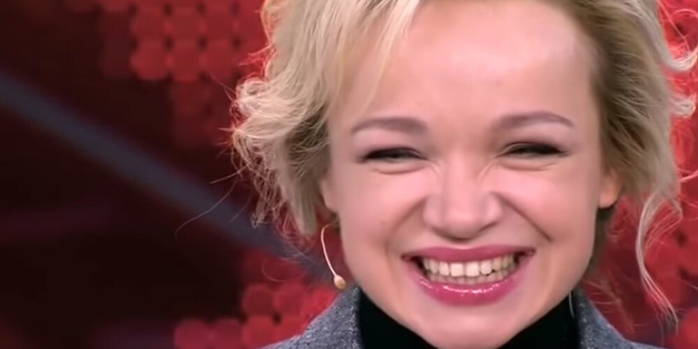 Голая правда: абсолютно обнаженная Виталина Цымбалюк-Романовская появилась в эфире шоу Малахова