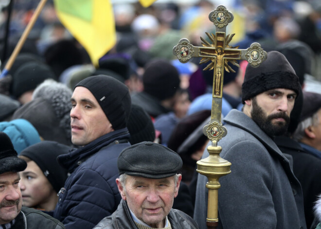 Ukrainā dibina jaunu - no Maskavas neatkarīgu - pareizticīgo baznīcu