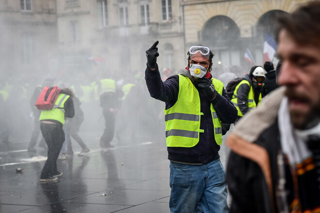 "Dzelteno vestu" protesti Bordo.