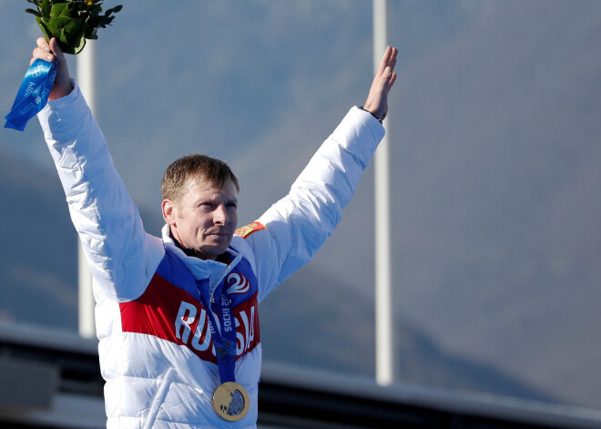 Starptautiskā Olimpiskā komiteja pieprasa Zubkovam un vēl desmit krievu sportistiem atdot olimpiskās medaļas