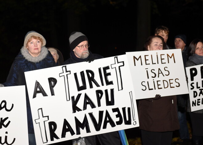 Aktīvisti Rīgas domes telpās rīkos publisko apspriešanu par Skanstes tramvaja izbūvi