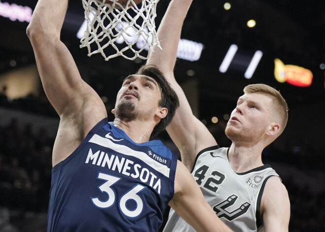 Bertānam pieci precīzi tālmetieni "Spurs" uzvarā pār "Timberwolves"