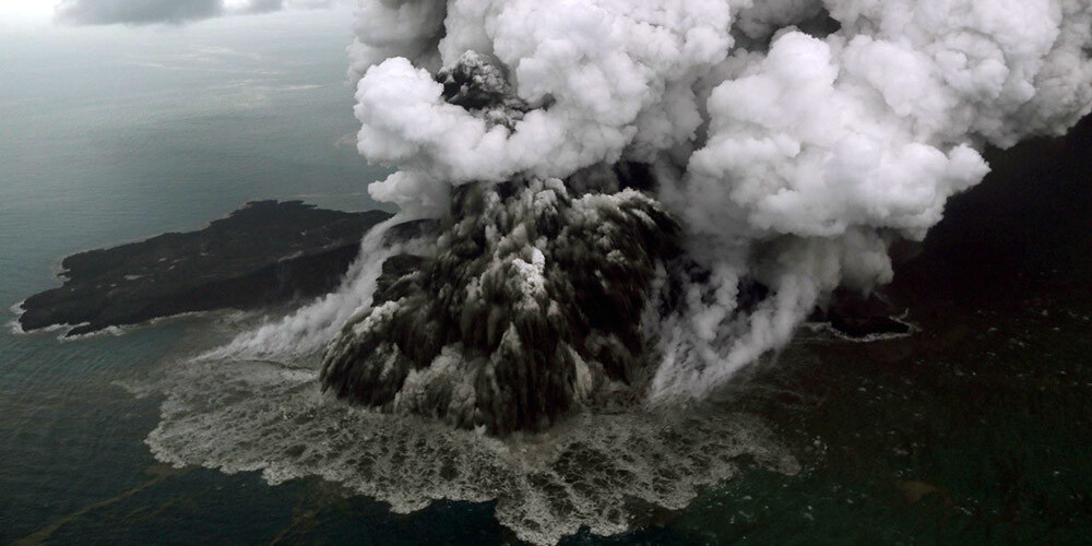 Anak Krakatau: viens no postošākajiem vulkāniem cilvēces vēsturē