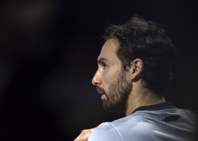 Ernests Gulbis nemaina pozīciju jaunākajā ATP rangā