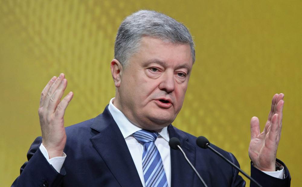 Porošenko paziņo par karastāvokļa beigām Ukrainas pierobežas reģionos