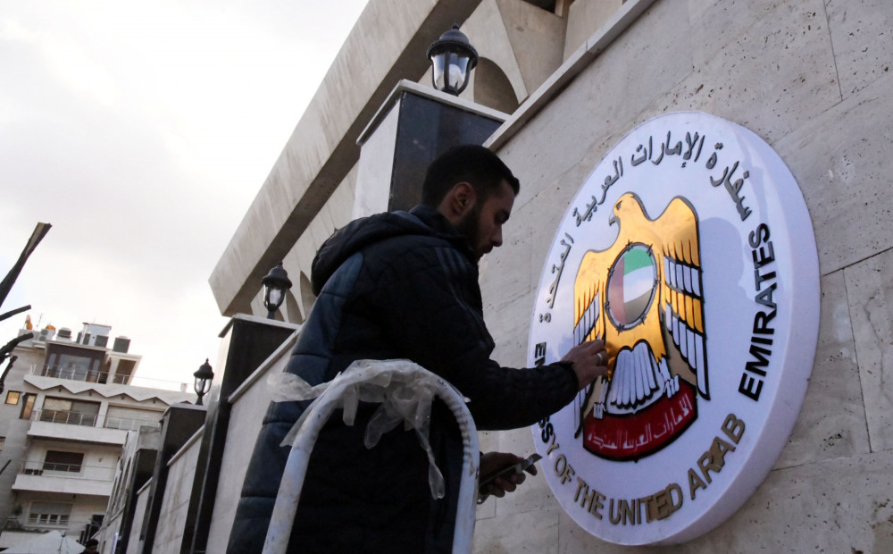Pēc 7 gadu pauzes Apvienotie Arābu Emirāti atkal atver vēstniecību Sīrijā