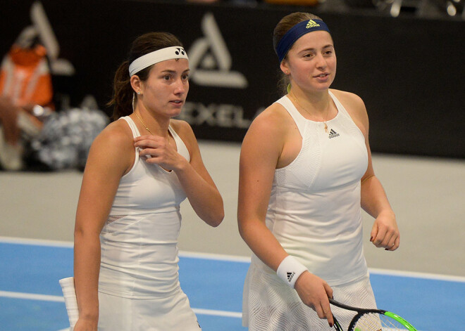 Sevastova un Ostapenko jauno WTA sezonu sāk ar zaudējumiem dubultspēļu cīņās