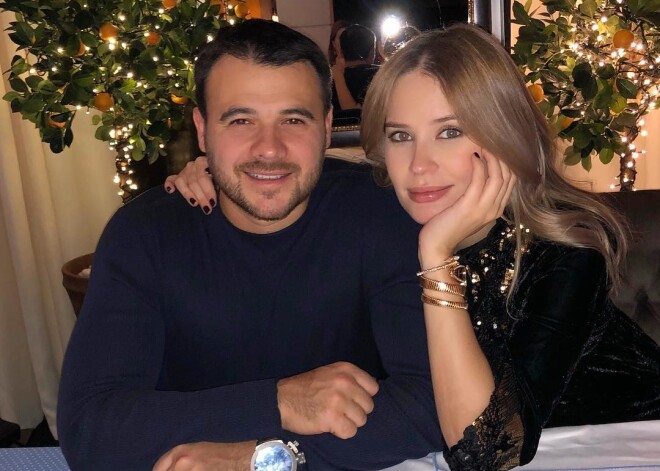 За несколько до часов до наступления 2019 года Эмин стал отцом в третий раз