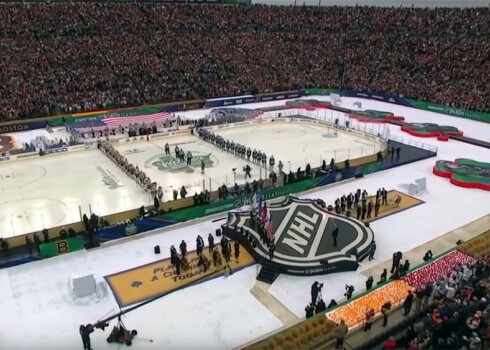 "Winter Classic" maču starp "Bruins" un "Blackhawks" komandām 1. janvārī vēroja vairāk nekā 76 000 skatītāju.