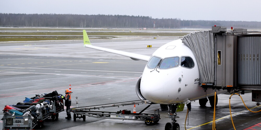 Vētra nav ietekmējusi lidostas "Rīga" darbību; uzņemti divi reisi no Tallinas un Kaļiņingradas