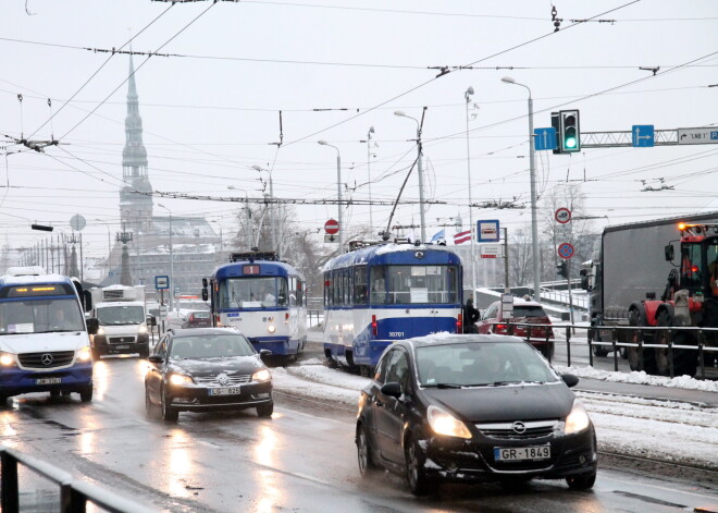 Tuvākajā laikā Rīgas pašvaldība "park and ride" sistēmu attīstīt neplāno