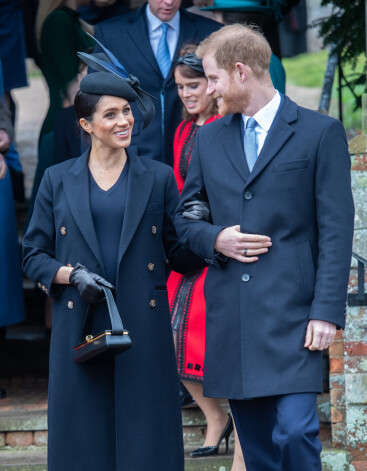 Harijs esot Meganas apburts.