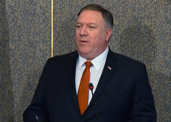 Pompeo Ēģiptē paziņo, ka Trampa lēmums par ASV karaspēka izvešanu no Sīrijas tiks īstenots