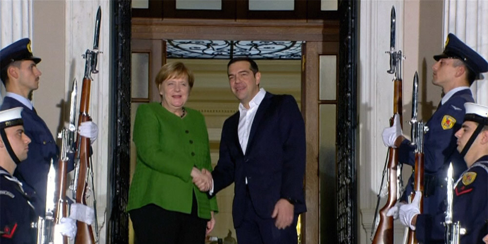 Merkeles vizīte Grieķijā izlīdzina spriedzi abu valstu starpā