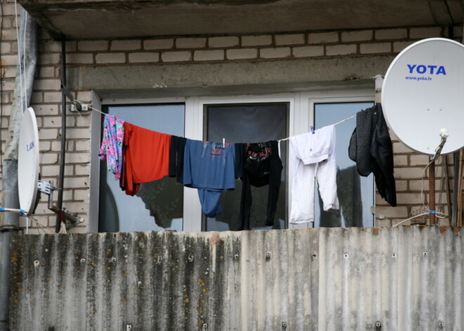 Эксперты: большая часть балконов "хрущевок" - в критическом состоянии