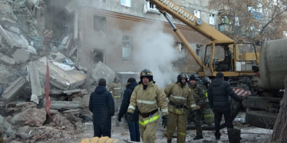 Пострадавший при обрушении дома в Магнитогорске вышел из комы. Ему пока не сказали о гибели жены и детей