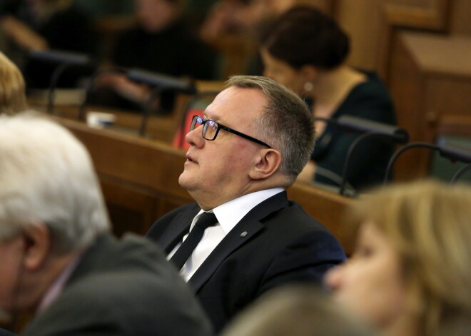 Ekonomikas ministrija ķērusies pie Saeimas lēmuma izpildes par OIK atcelšanu jau pavasarī