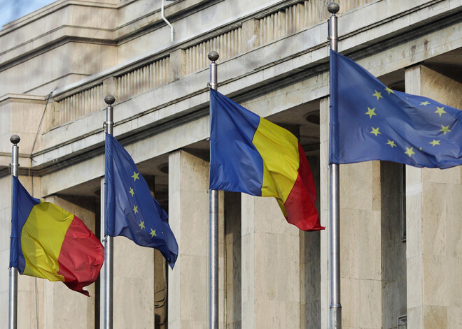 Rumānijas valdība strīdu dēļ aptur karakuģu iepirkumu