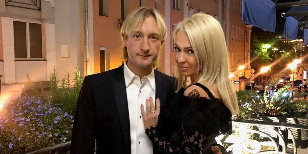 Яна Рудковская наконец прокомментировала состояние мужа, перенесшего операцию