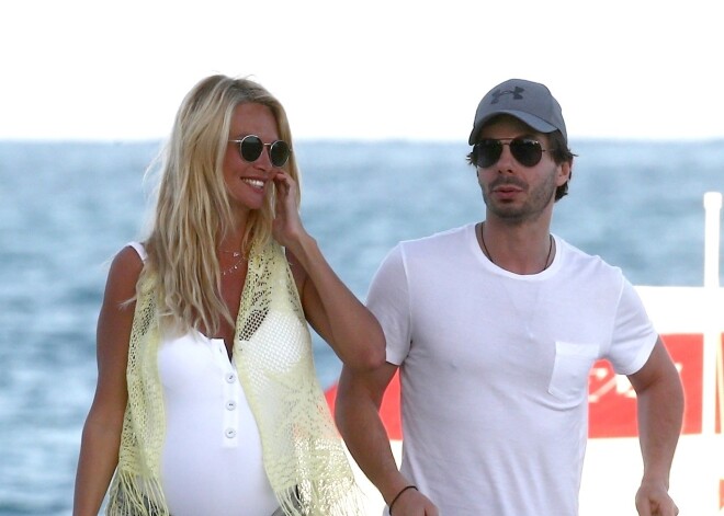 "Все было вывернуто наизнанку": Виктория Лопырева оправдалась за свой роман