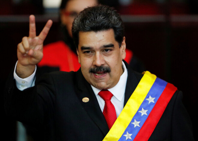 Venecuēlas opozīcijas kontrolētais parlaments pasludina Maduro prezidentūru par neleģitīmu