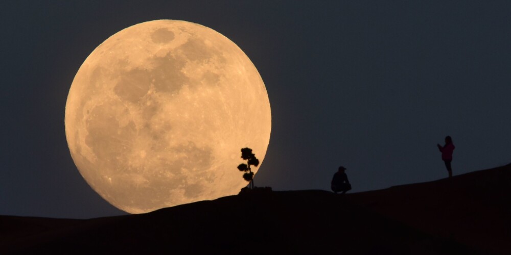 Nākamnedēļ Latvijā būs novērojams pilns Mēness aptumsums