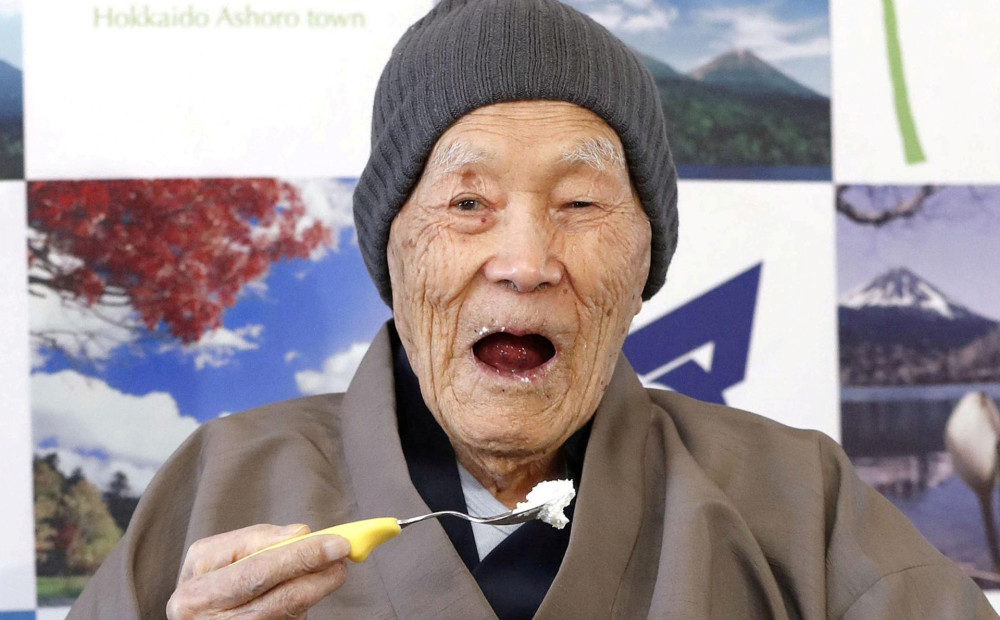 Japānā 113 gadu vecumā miris pasaules vecākais vīrietis
