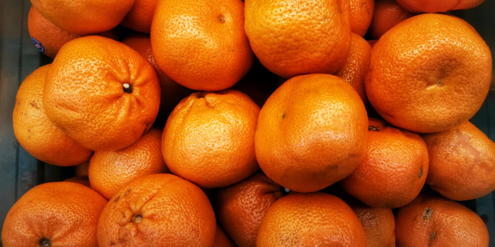 Dažas mazāk zināmas receptes, kā vēl garšīgāk apēst mandarīnus