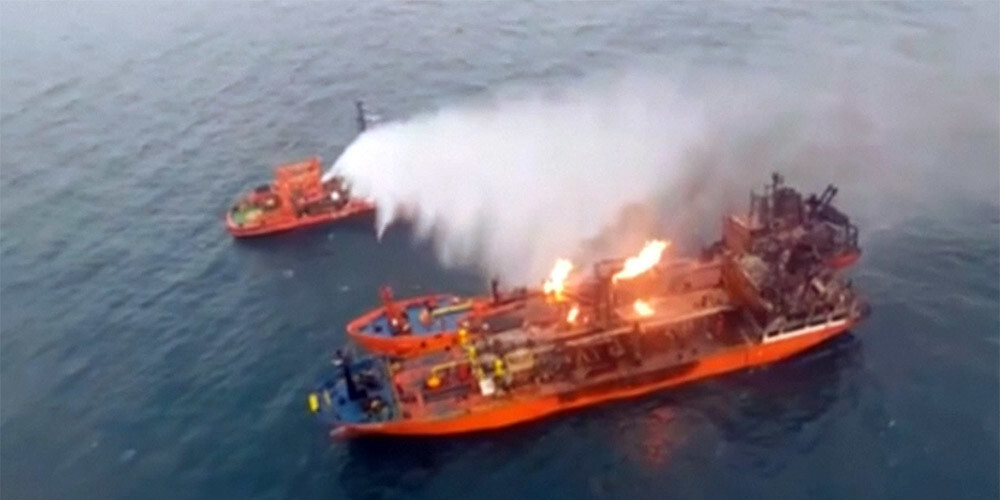 Vienam no Melnajā jūrā ugunsgrēkā iesaistītajiem kuģiem bijis aizliegts piestāt ostā ASV sankciju dēļ