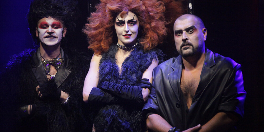 Sestdien Rīgā un svētdien Daugavpilī Maskavas Dienvidrietumu teātris skatītājus pārsteigs ar pagājušā gadsimta viena no mistiskākā romāna – “Meistars un Margarita” uzvedumu.