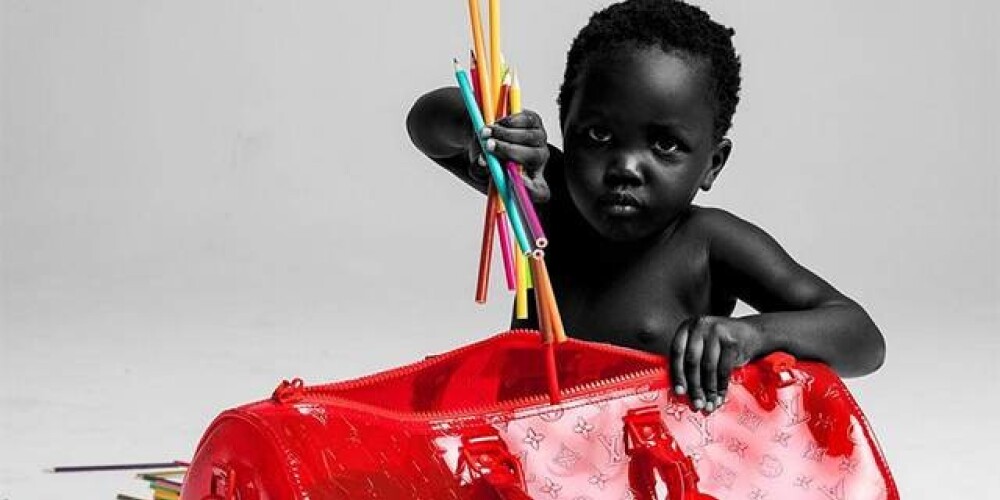Louis Vuitton раскритиковали за участие темнокожего мальчика в рекламной кампании