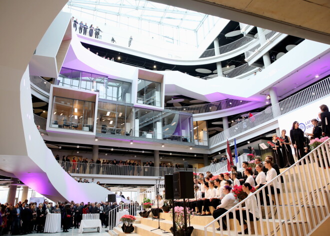 FOTO: tā izskatās 36 miljonus vērtā LU Zinātņu māja Torņakalnā