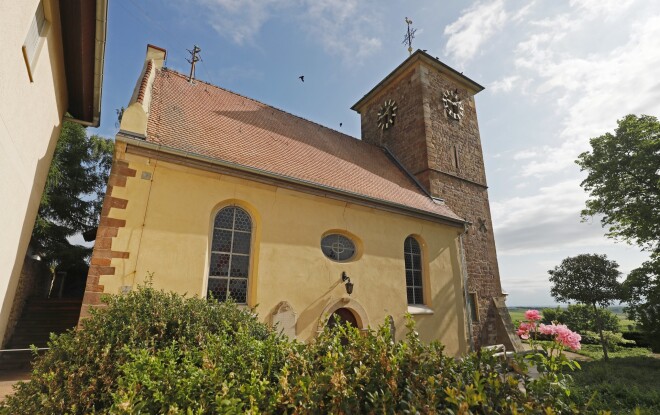 Sv.Jēkaba baznīca, kurā atrodas zvans.