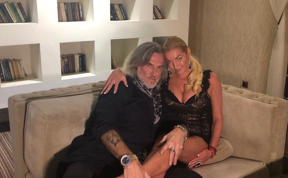 Джигурда и волочкова на пляже Джигурда и волочкова на пляже