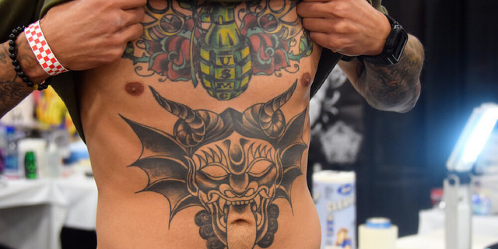 Ученые выяснили, безопасно ли людям с татуировками делать МРТ