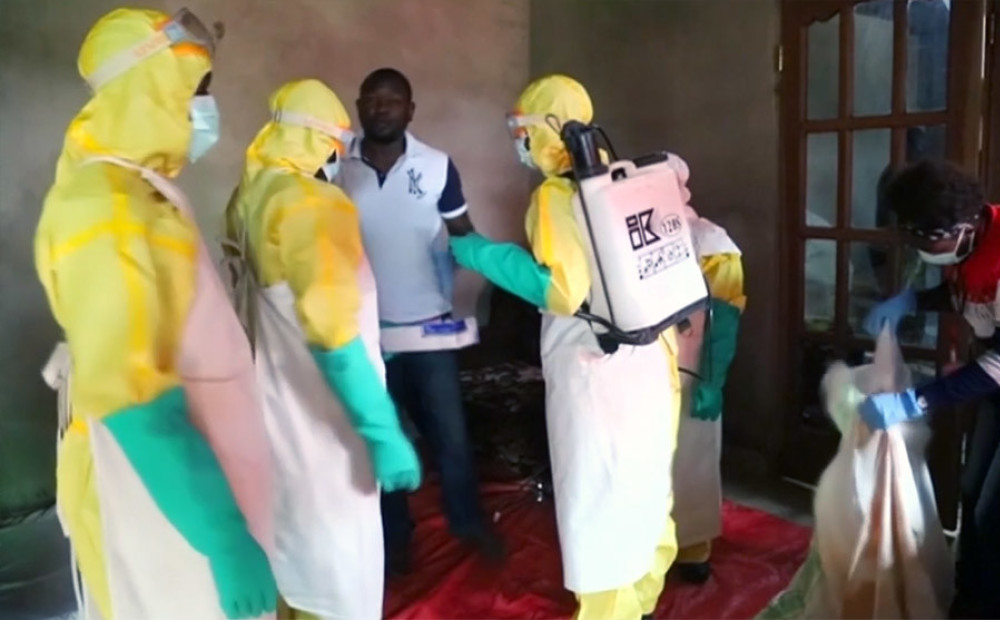 Pastāv risks, ka Ebolas vīruss izplatīsies reģionā un, iespējams, arī globāli